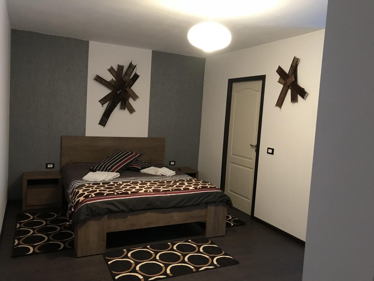 Casa Relax Hotel Valeni  Ngoại thất bức ảnh