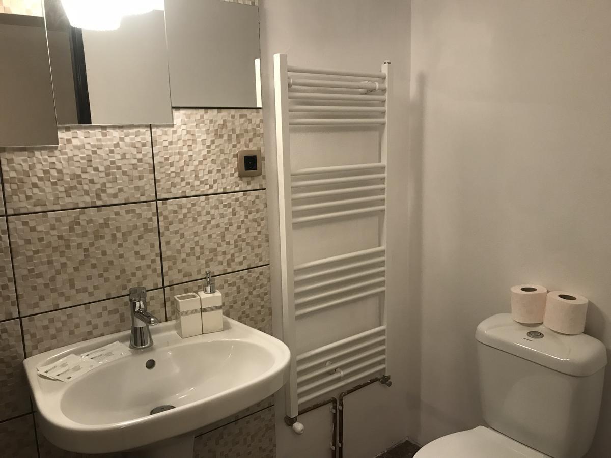 Casa Relax Hotel Valeni  Ngoại thất bức ảnh