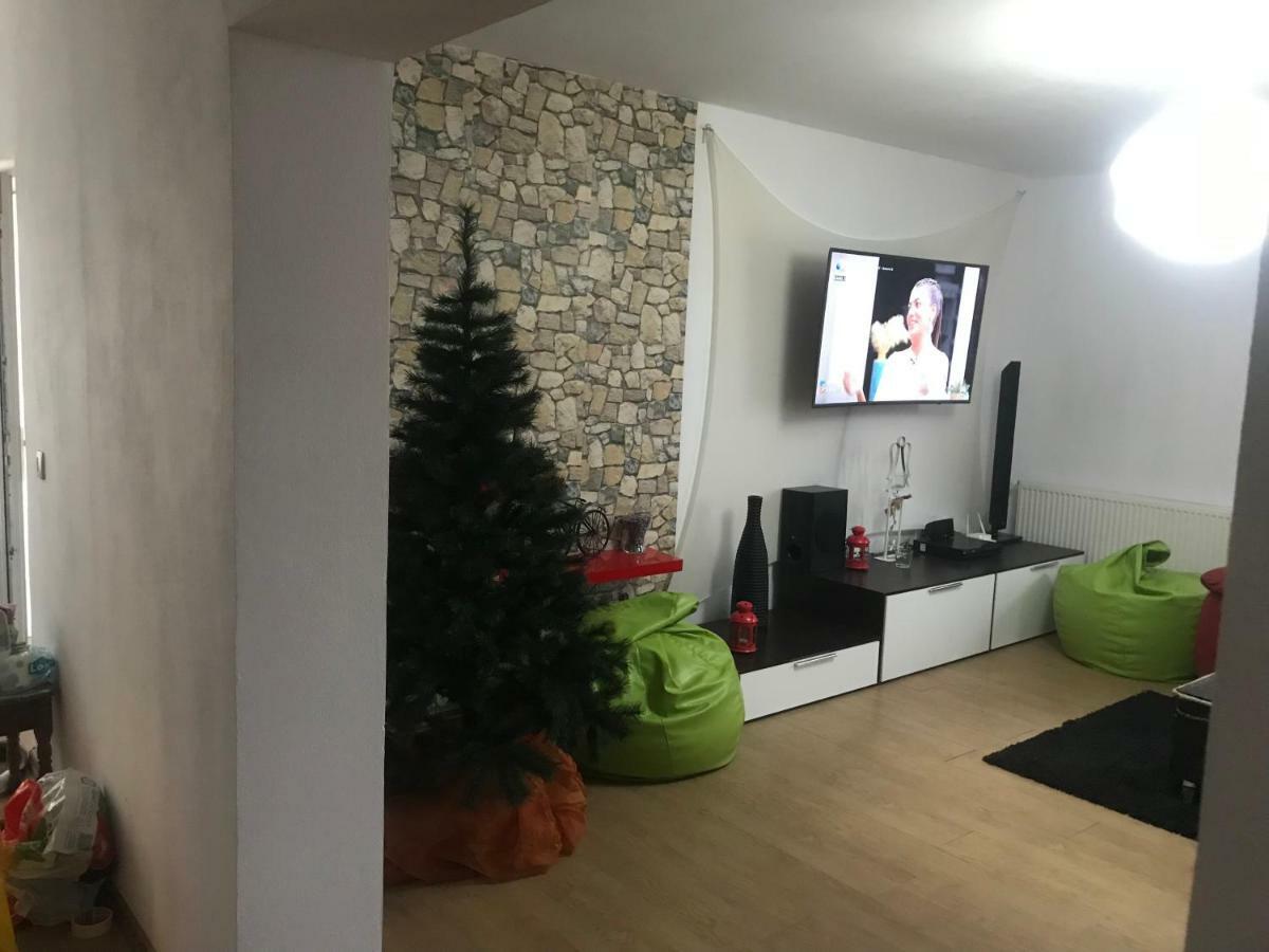 Casa Relax Hotel Valeni  Ngoại thất bức ảnh