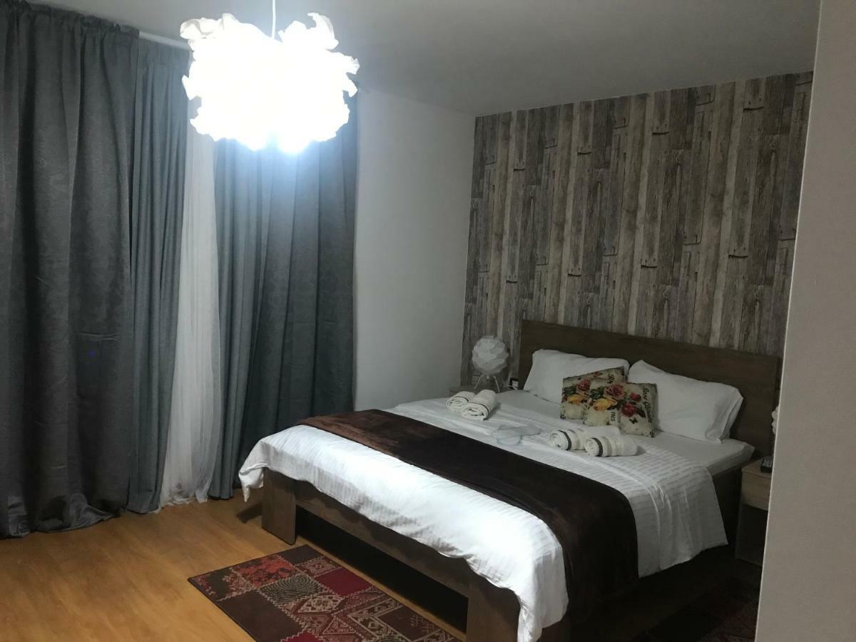 Casa Relax Hotel Valeni  Ngoại thất bức ảnh