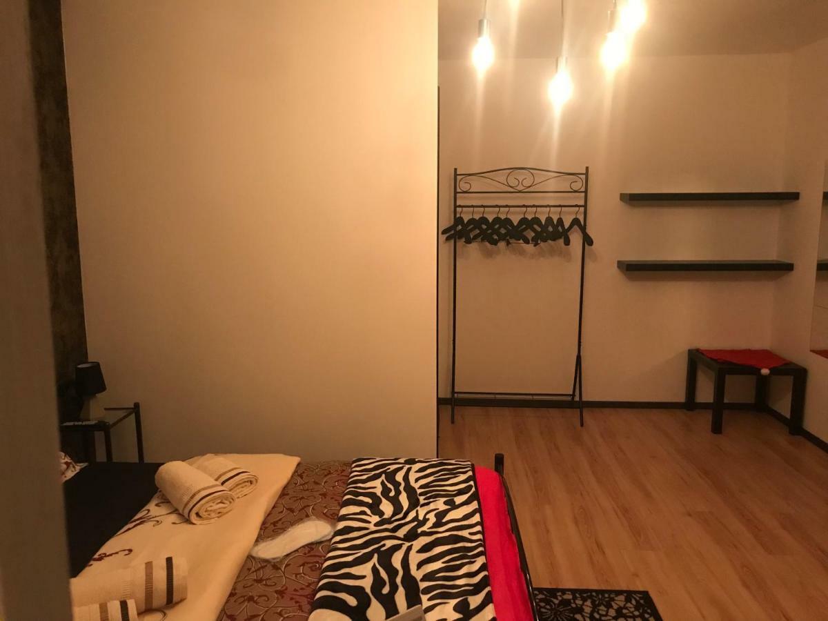Casa Relax Hotel Valeni  Ngoại thất bức ảnh